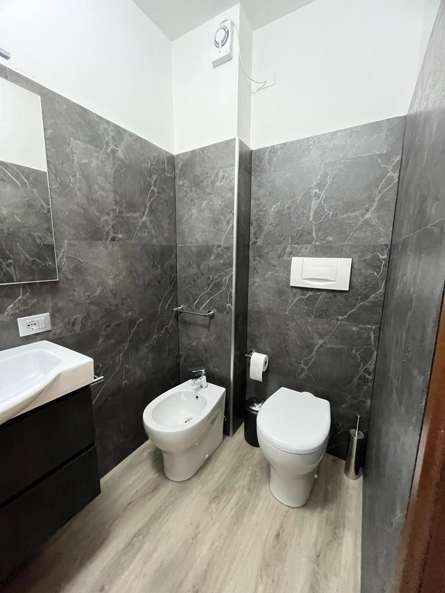 Biri'S House Apartment Reggio Emilia Exterior photo
